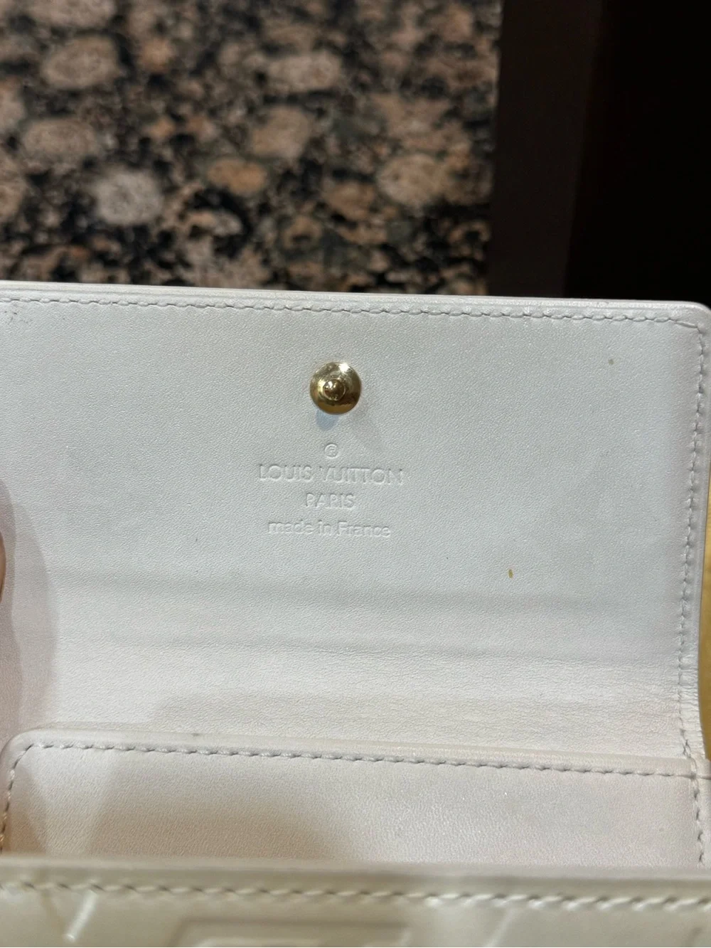 Louis Vuitton Beige Vernis Mono Elise Compact Wallet5in x 3 .5in